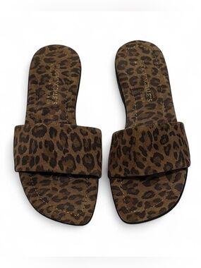 Women Bloomingdale's Made in Italy Brown Leopard Print Suede Leather Sandal 7.5